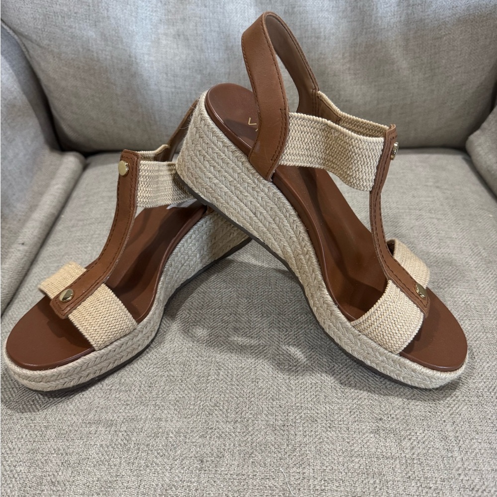 Vionic Calera Wedge Sandals new 8.5